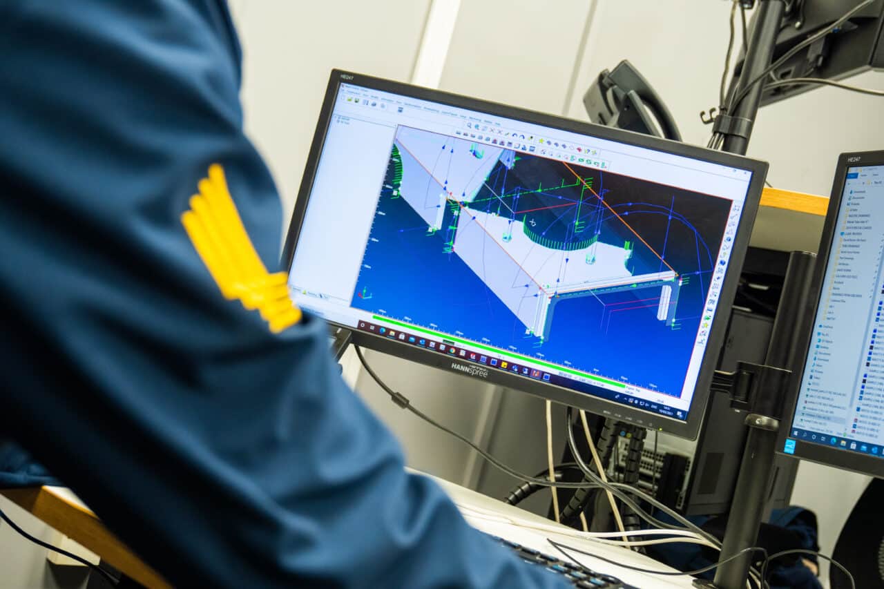 Choosing the Right Metal Profiling Service – Factors to Consider - The Laser Cutting Company