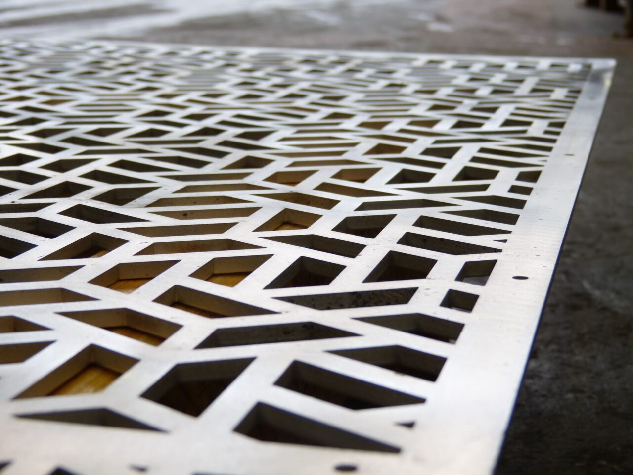 Titanium vs. Stainless Steel: Choosing the Right Material - The Laser Cutting Company